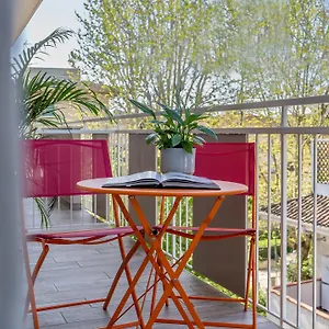 hotel-carmen-riccione.emilia-romagnahotels.net/
